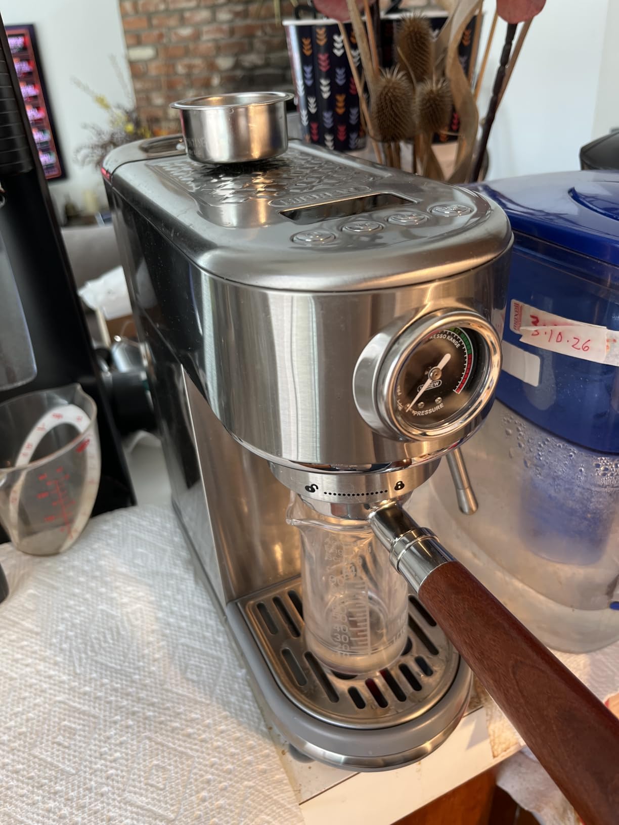 HIBREW H10B Programmable Espresso Machine with LED Display & Pressure Gauge, 20 Bar Compact Stainless Steel Coffee Maker with Milk Frother, 51mm Portafilter for Cappuccino Latte customer photo 1