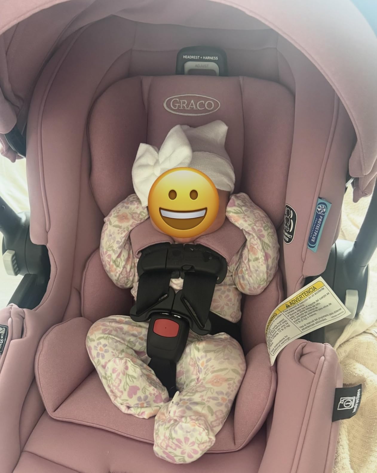 Graco® Gomax Infant Car Seat, Orchid Haze, Lightweight, Reclining Rear Facing Car Seat Installs with or Without a Base customer photo 1