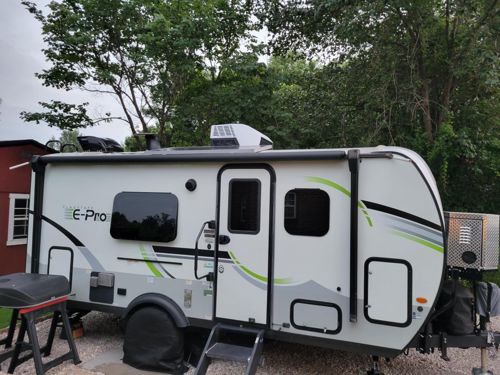 Furrion Chill Cube 18K Non-Ducted Rooftop RV AC, White, FACR18VS-SA-PS-AM | Variable-Speed Compressor, All-Climate Cooling, 2,000W Generator Ready, Quiet Operation customer photo 1