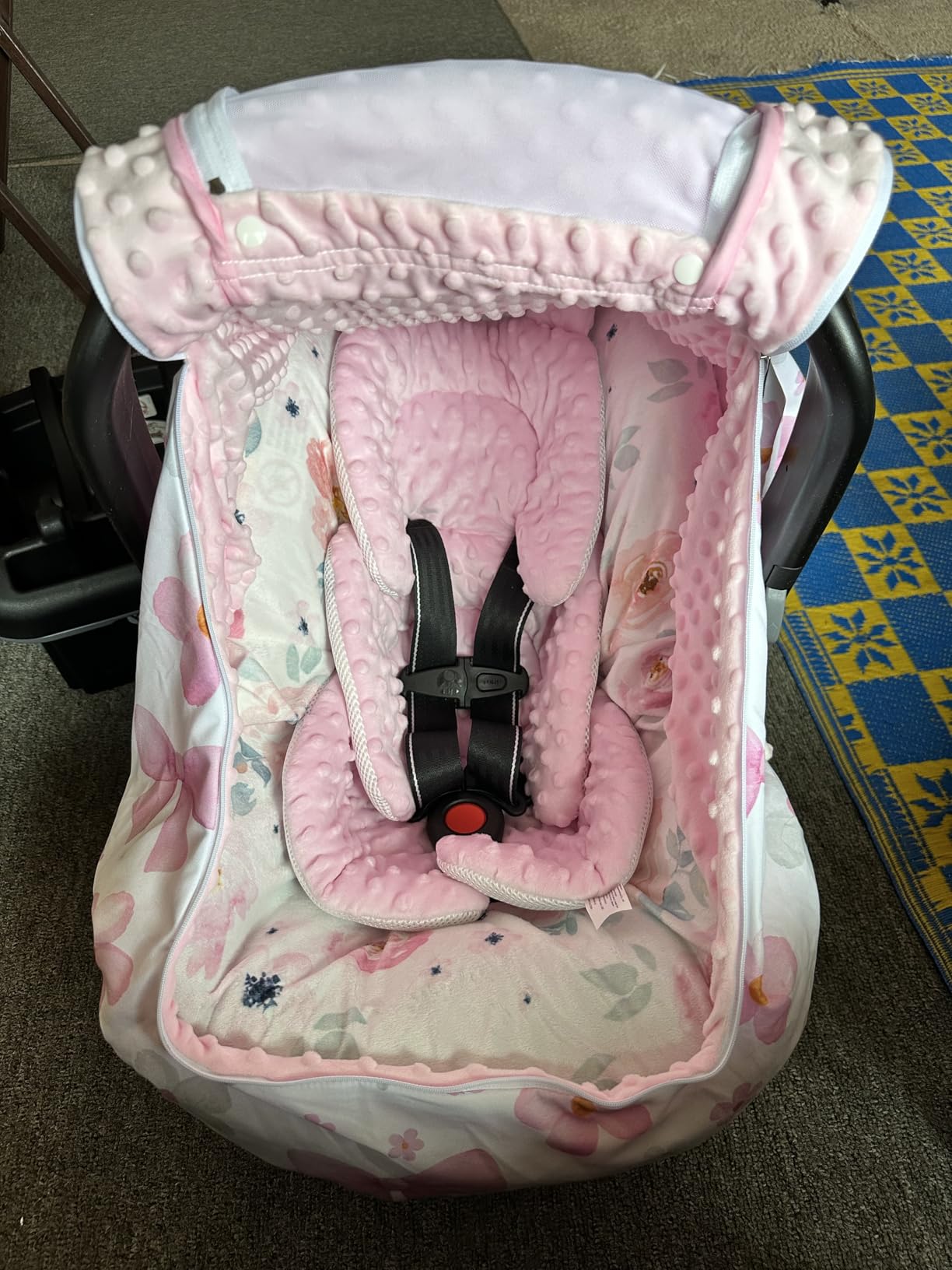 Baby Trend EZ-Lift PRO Infant Car Seat, Dash Rose - Lightweight Premium Carry, Plush Infant Cushioning, Adjustable Harness Support customer photo 1