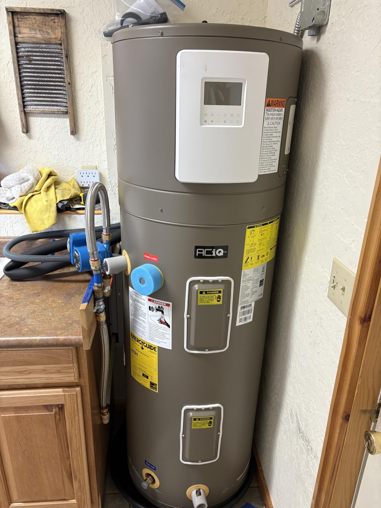 ACiQ Electric Residential Hybrid Hot Water Heater Electric 50 Gallon Tank | Heat Pump, Water Heater, Quiet Operation | 240V, 1Ph, 60Hz customer photo 1