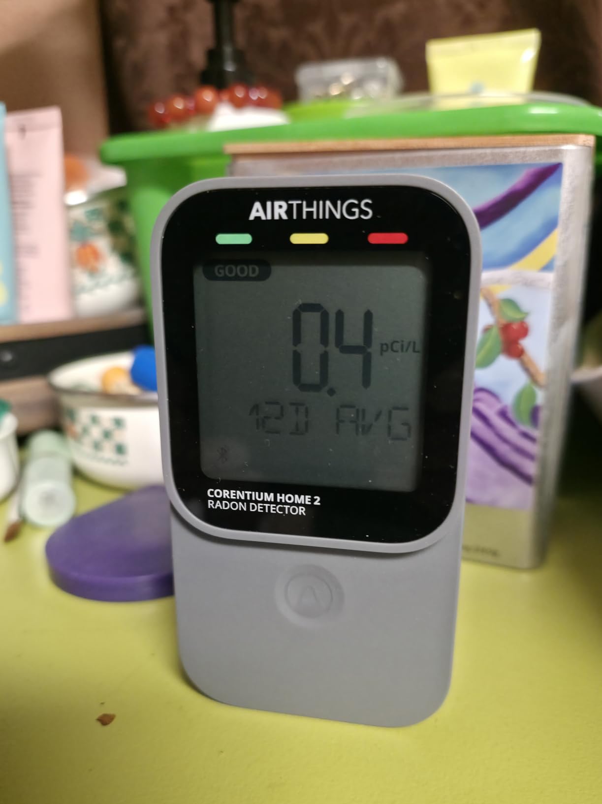 Airthings 325 Corentium Home 2 Smart Digital Radon Detector - Portable and Easy-to-use Radon Testing with Bluetooth connectivity and Humidity & Temperature Sensors customer photo 1