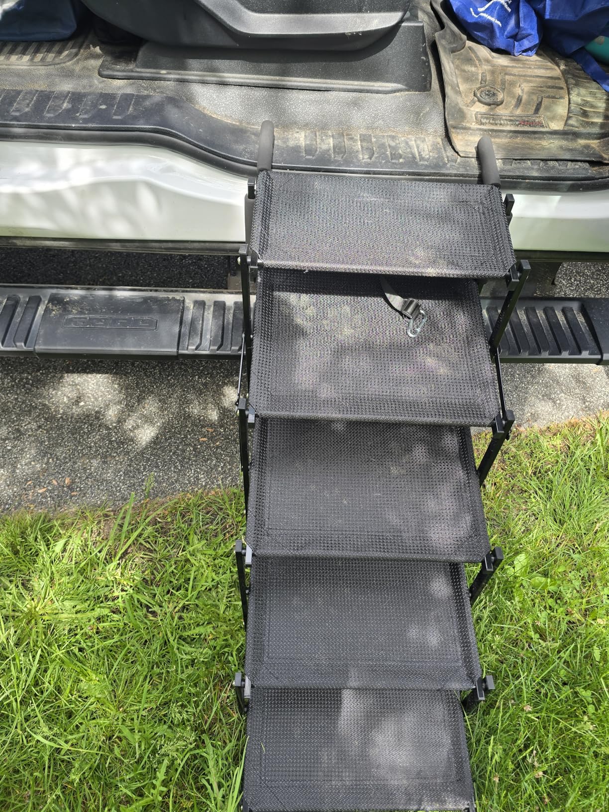 Oiilores Foldable Dog Stairs for Large Dogs - Extra Wide Pet Ramp for Cars, SUV, Non-Slip Surface, Supports Up to 250 Lbs, 5 Steps customer photo 2