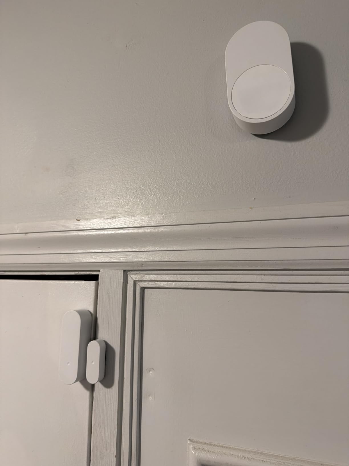ADT Blu Security Starter Kit, DIY Home Alarm System with Door and Window Sensors, Motion Detector, Wireless Security for House and Apartment, Easy Install, ADT+ App Control customer photo 2