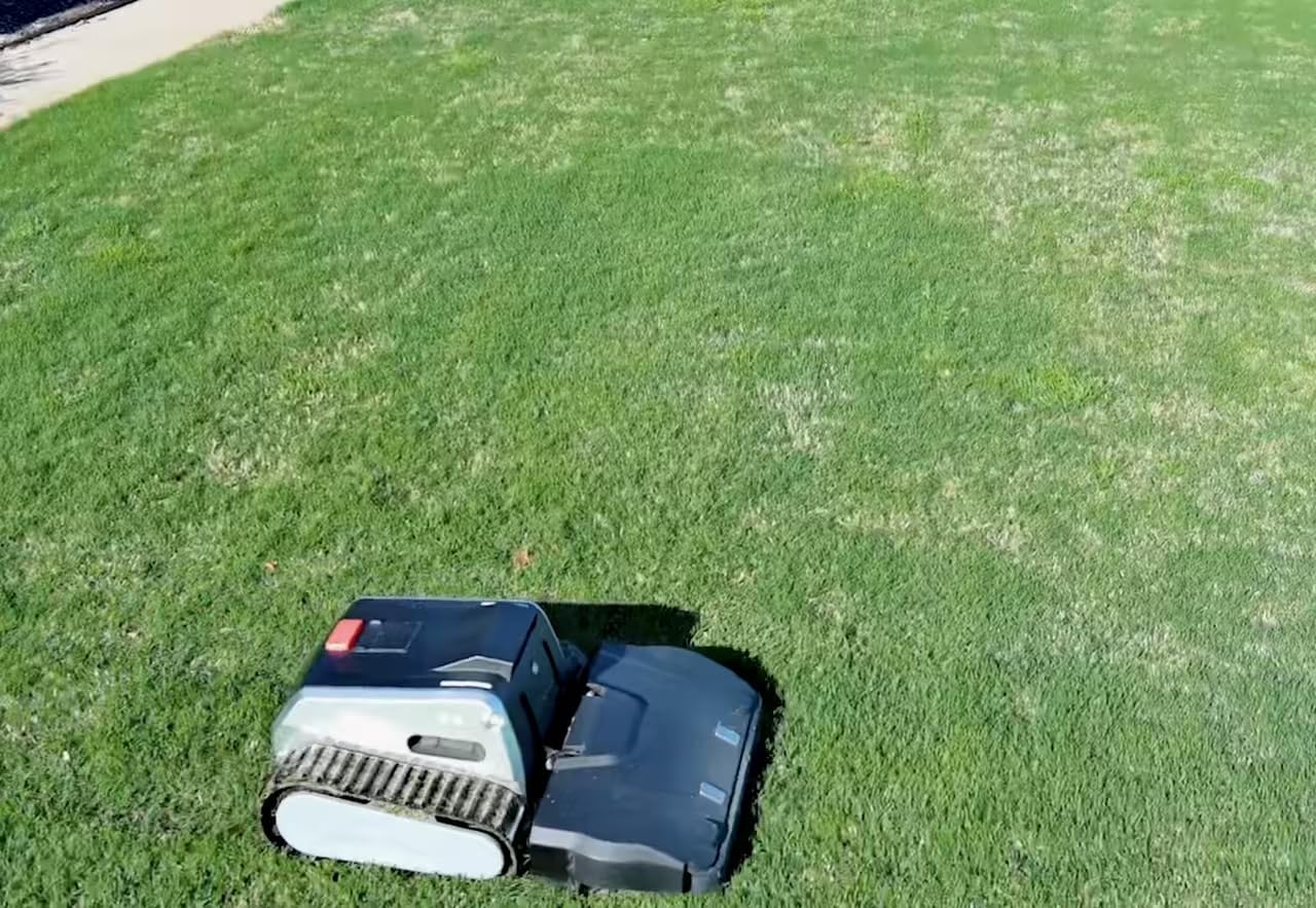 Lymow One Plus Robot Lawn Mower, Wire-Free RTK+Vision Navigation, 1.73 Acres Daily Coverage, 100% Slope (45 deg) Climbing, AWD All-Terrain customer photo 1