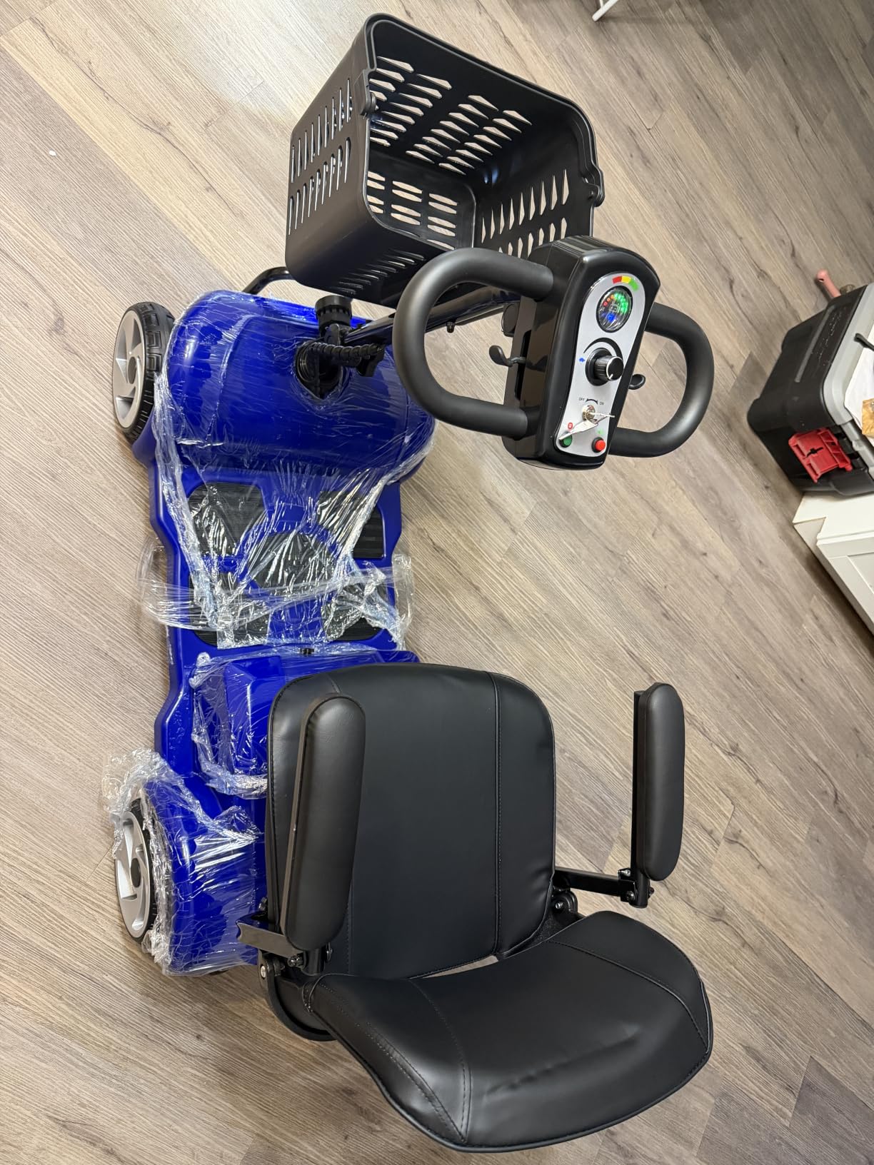 4 Wheel Mobility Scooters for Seniors, 20/30 Miles All Terrain Powered Mobility Scooters for Adults, 6.2 MPH Lightweight Foldable Mobility Scooter with LED Headlight, Front Basket (Silver Grey, 20 MI) customer photo 1