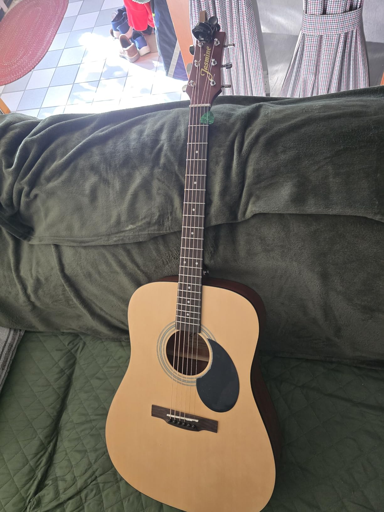 Jasmine S35 Dreadnought Acoustic Guitar - Rosewood Fingerboard, Advanced X Bracing - Full-Size Guitar for Beginners & Others - Natural Finish customer photo 1
