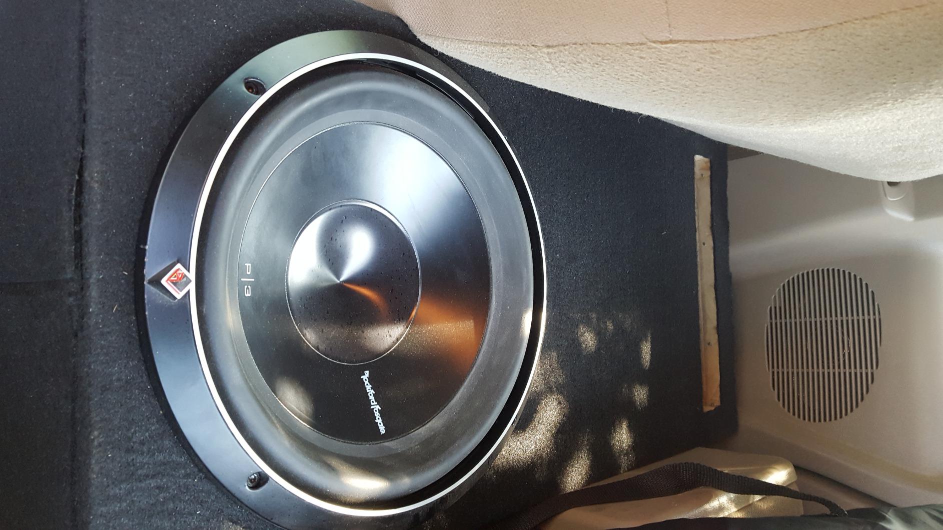 Rockford Fosgate P3D4-12 Punch P3 DVC 4-Ohm 12-Inch 600-Watt RMS 1200-Watt Peak Subwoofer customer photo 1