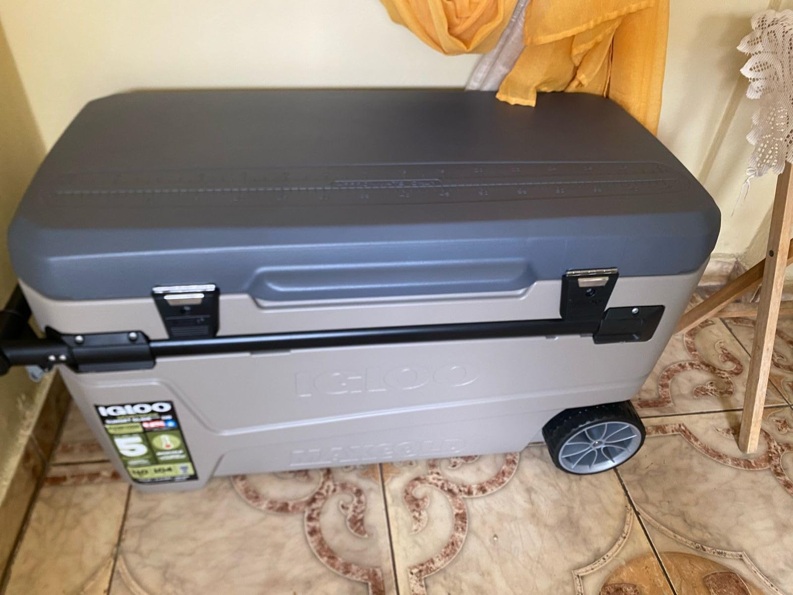 Igloo Maxcold Glide 110Qt Wheeled Cooler | Insulated Hard Shell Ice Chest customer photo 2