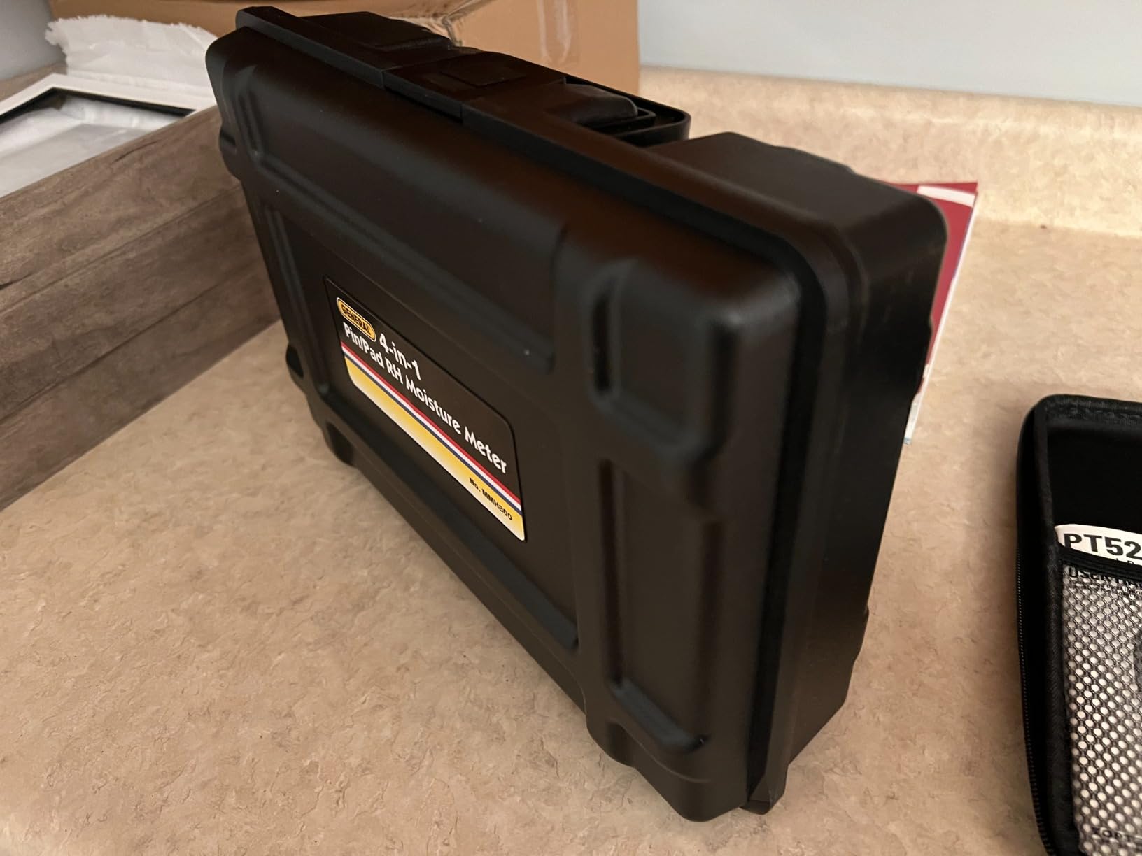 General Tools MMH800 Pin/Pinless Moisture Meter w/Temp and Humidity | Pin and pinless moisture meter for drywall, walls & wood. Moisture detector for house, firewood & building materials testing. customer photo 1
