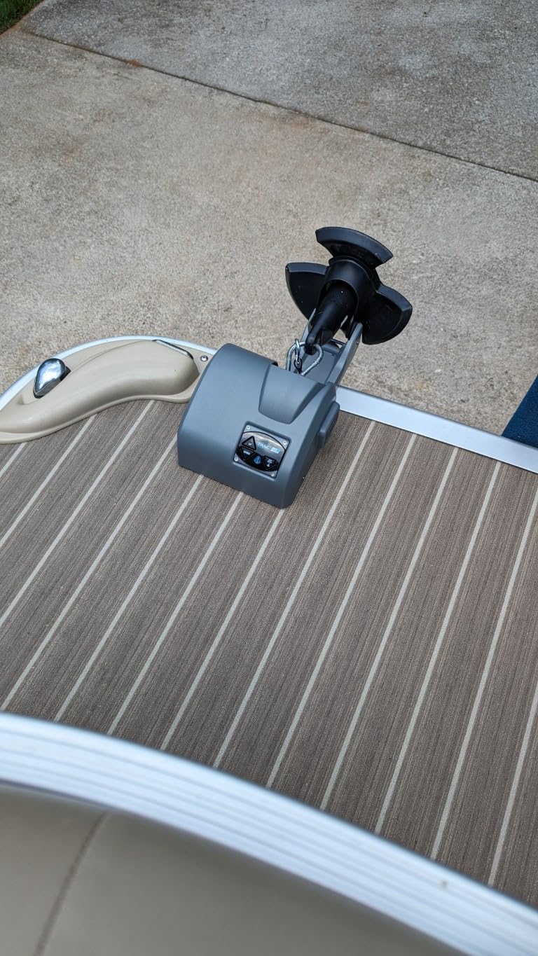 Trac Outdoors Deckboat 40 AutoDeploy-G3 Electric Anchor Winch - Anchors Up to 40 lb. - Includes 100-feet of Pre-Wound Anchor Rope (69005) customer photo 2