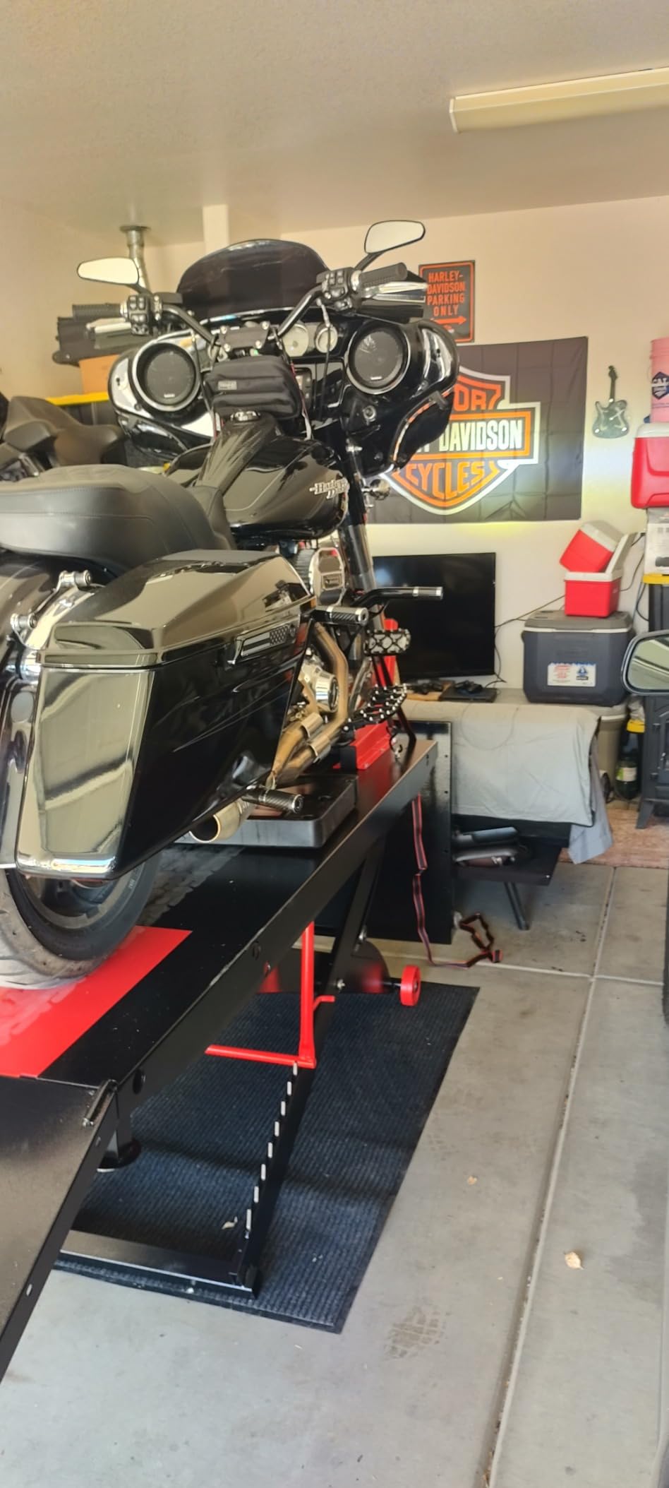 Motorcycle Lift Table, Pneumatic, 1,500 lb, ProLift, 31.25