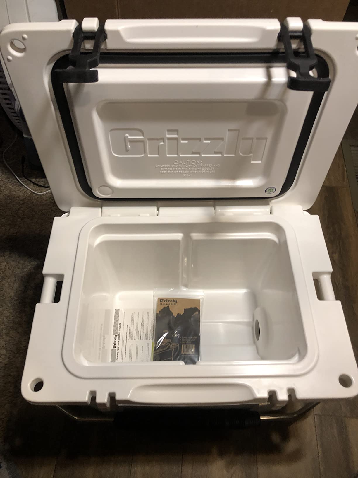 Grizzly 20 Cooler | 20 qt Ice Chest Durable Rotomolded Insulated | Made in USA | Warranty for Life customer photo 1