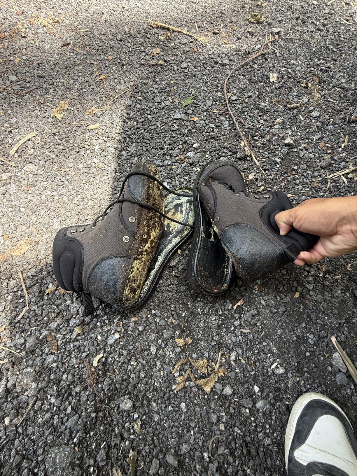 Duck and Fish Men's Felt Sole Wading Shoe customer photo 1