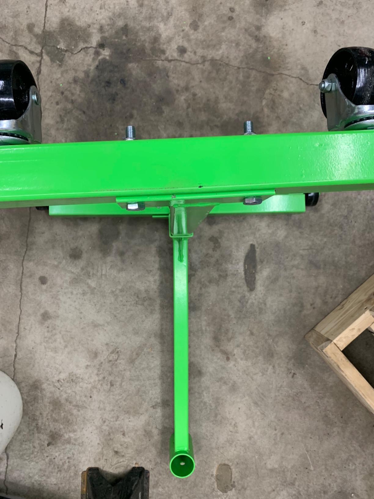OEMTOOLS 24839 1000 Lb. Engine Stand | Adjustable Rotating Mounting Head, Designed to Fit Any Passenger Vehicle Engine | Head Swivels 360 Degrees to Help Position Engine | Heavy Duty Steel | Green customer photo 1