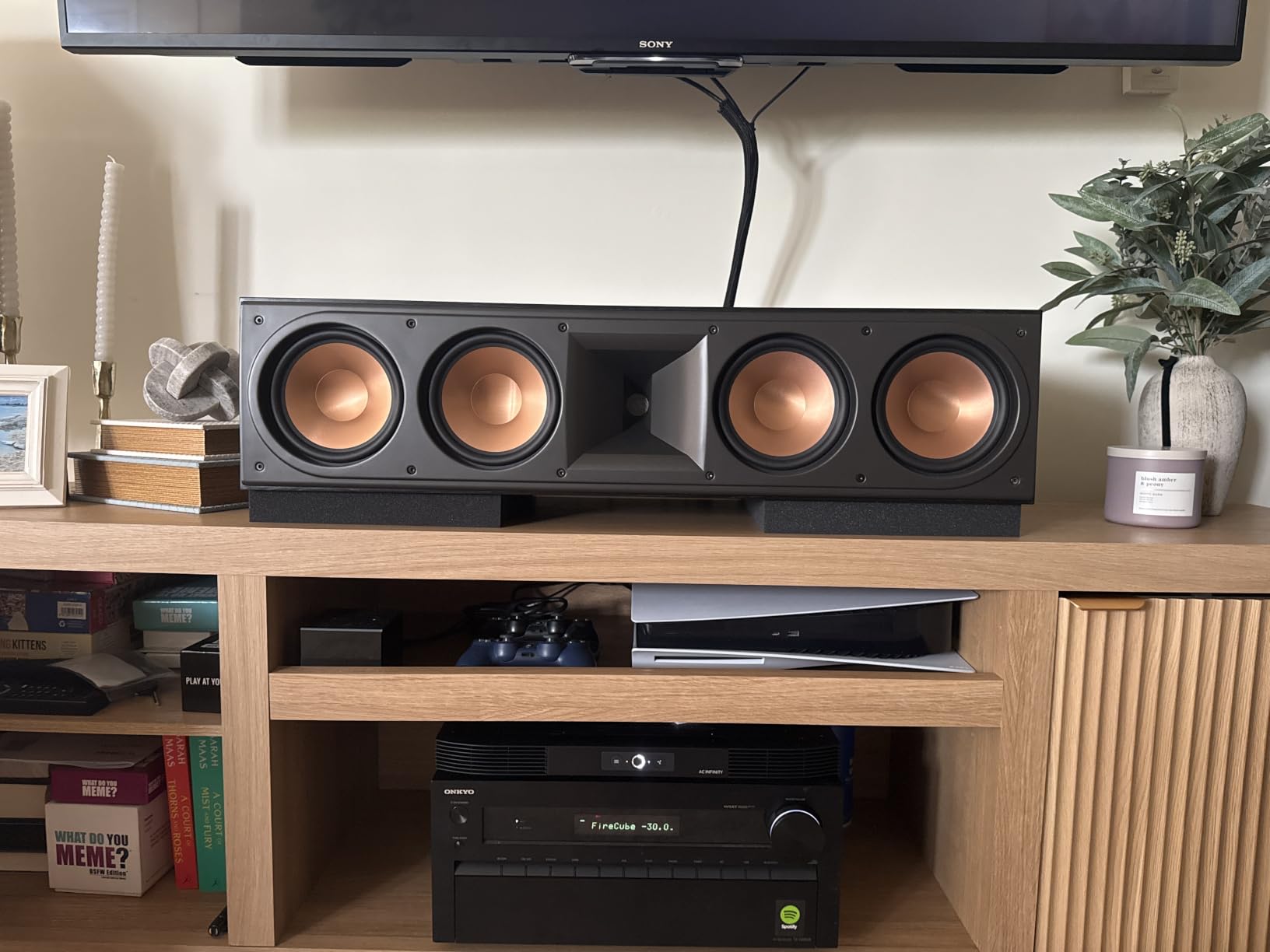 Sound Addicted - Studio Monitor Isolation Pads for 5 Inch Monitors, Pair of Two High Density Acoustic Foam which Fits Most Speaker Stands | SMPad 5 customer photo 2