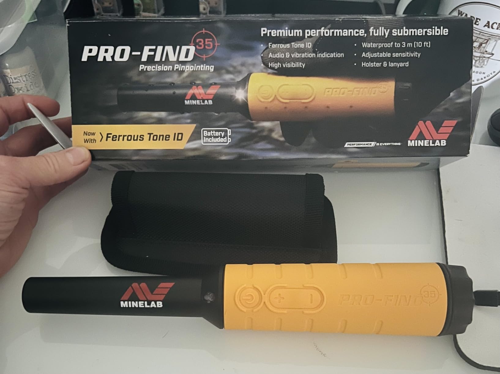 Minelab PRO-FIND 35 Waterproof Pinpointer Metal Detector for Experts with Tone ID & Adjustable Sensitivity (Built-in Flashlight, Holster & Lanyard Included) customer photo 1