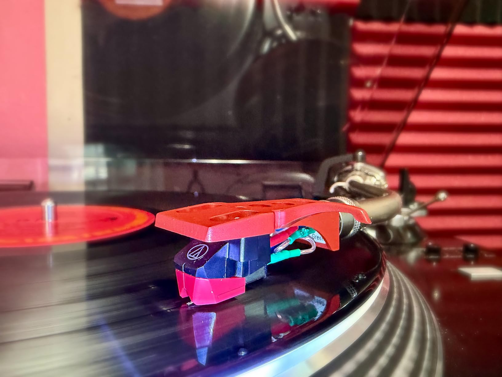 Audio-Technica AT-VM95ML Dual Moving Magnet Turntable Cartridge Red customer photo 1