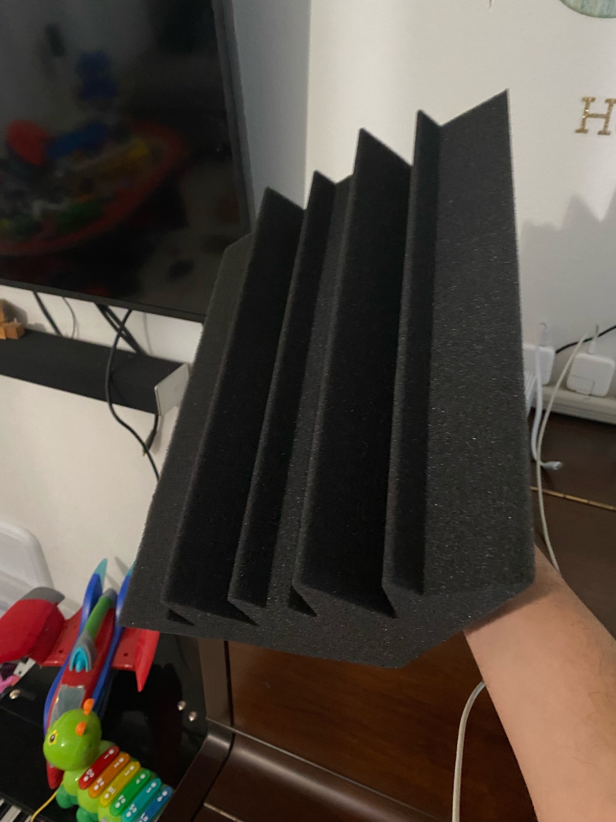 JBER 4 Pack Acoustic Foam Corner Bass Traps, Studio Foam Corner Block Finish | 12