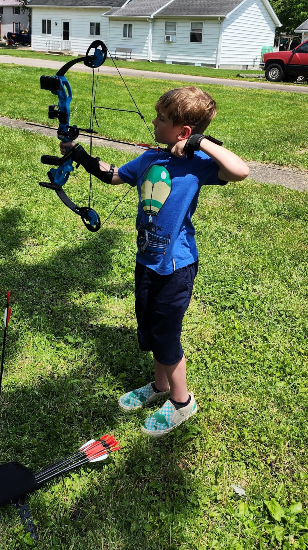 Compound Bow Archery for Youth and Beginner, Right Handed, 19