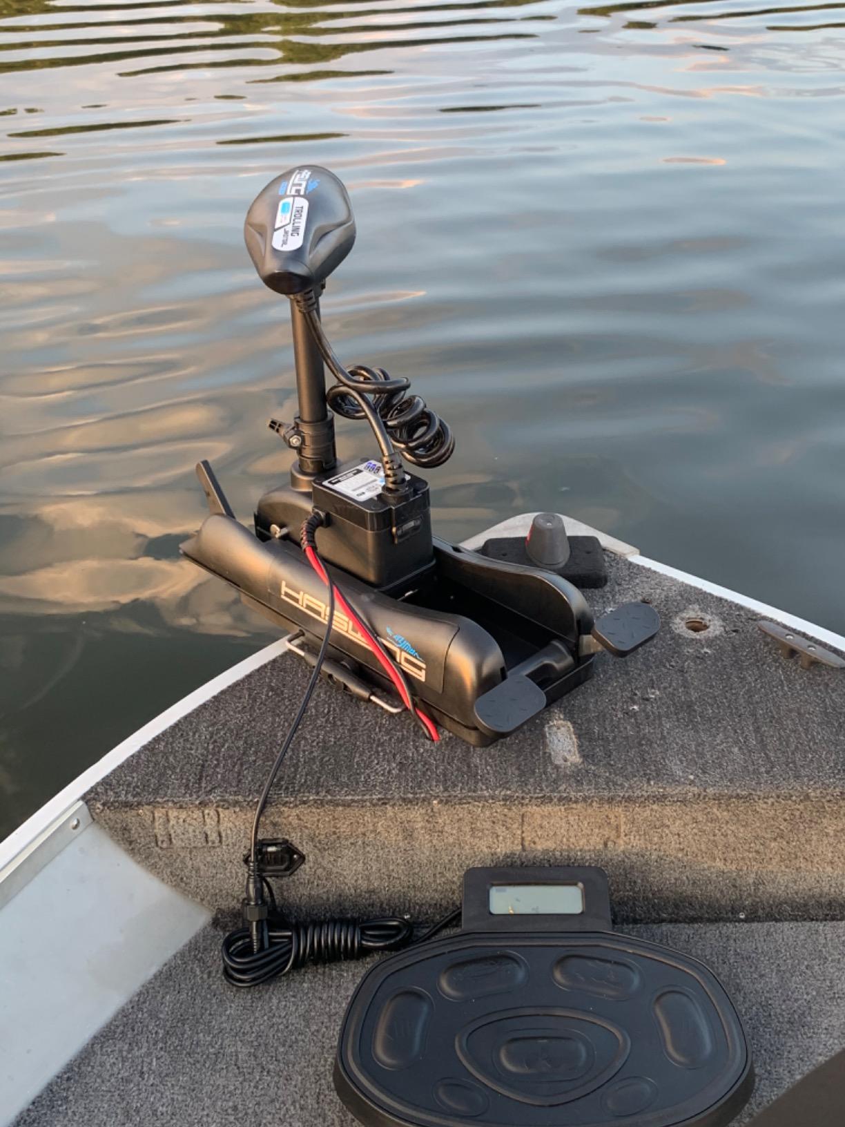 Haswing Cayman 12V 55lbs 48 inch Bow Mount Electric Trolling Motor Lightweight, Variable Speed, with Foot Control/Quick Release Bracket for Bass Fishing Boats Freshwater/Saltwater customer photo 1