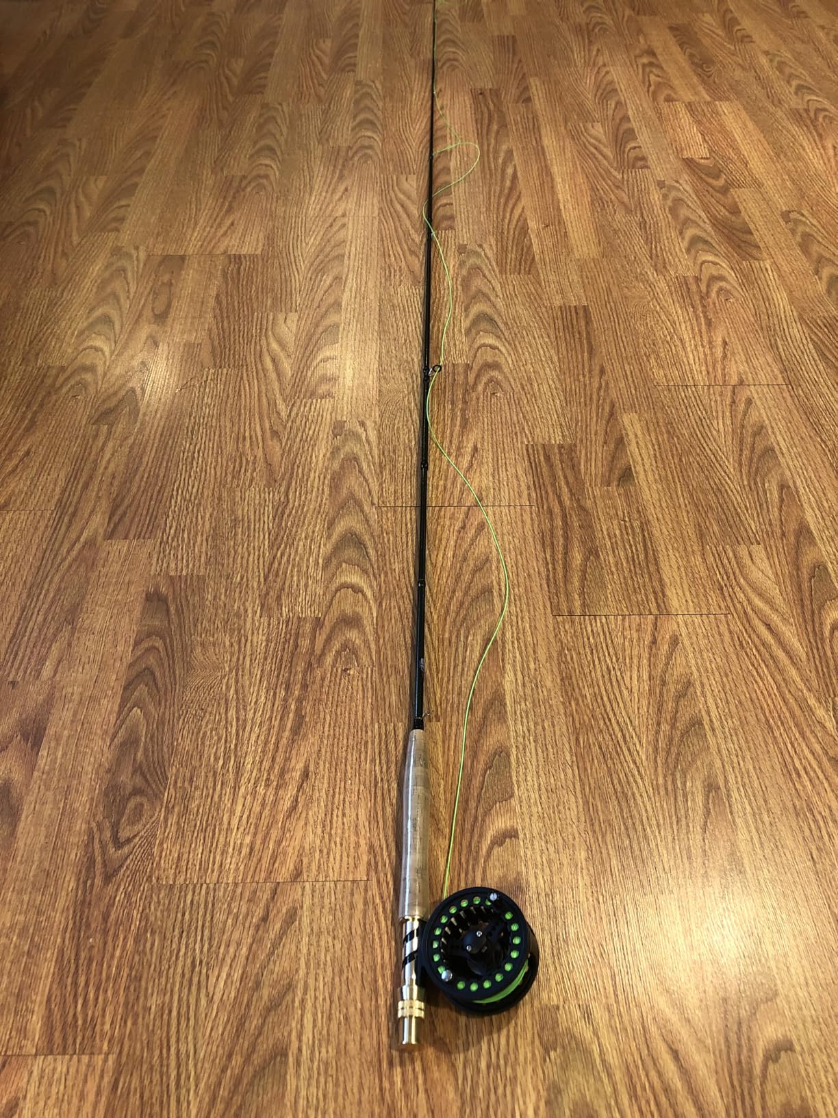 PLUSINNO Fly Fishing Rod and Reel Combo, 4 Piece Lightweight Ultra-Portable Graphite Fly Rod 5/6 Complete Starter Package with Carrier Bag customer photo 1