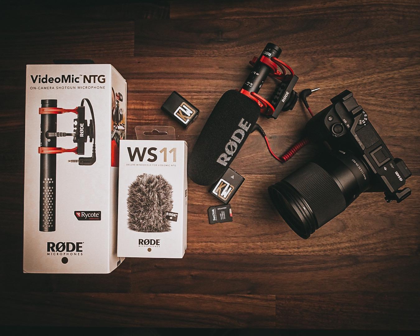 Rode VideoMic NTG Camera-mount Shotgun Microphone, Black | Supercardioid shotgun microphone with variable gain and USB output for cameras, smartphones and computers customer photo 2