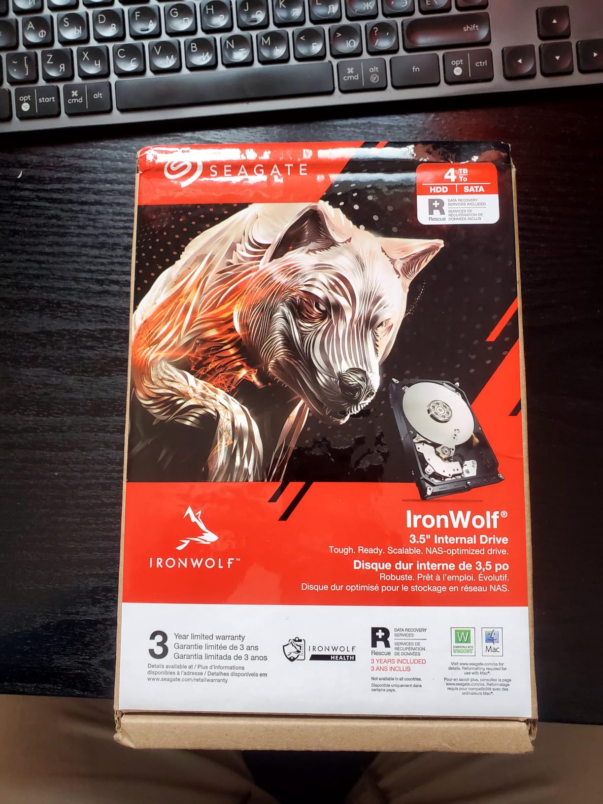 Seagate IronWolf 8TB NAS Internal Hard Drive HDD - 3.5 Inch SATA 6Gb/s 7200 RPM 256MB Cache for RAID Network Attached Storage (ST8000VNZ04/N004) customer photo 2