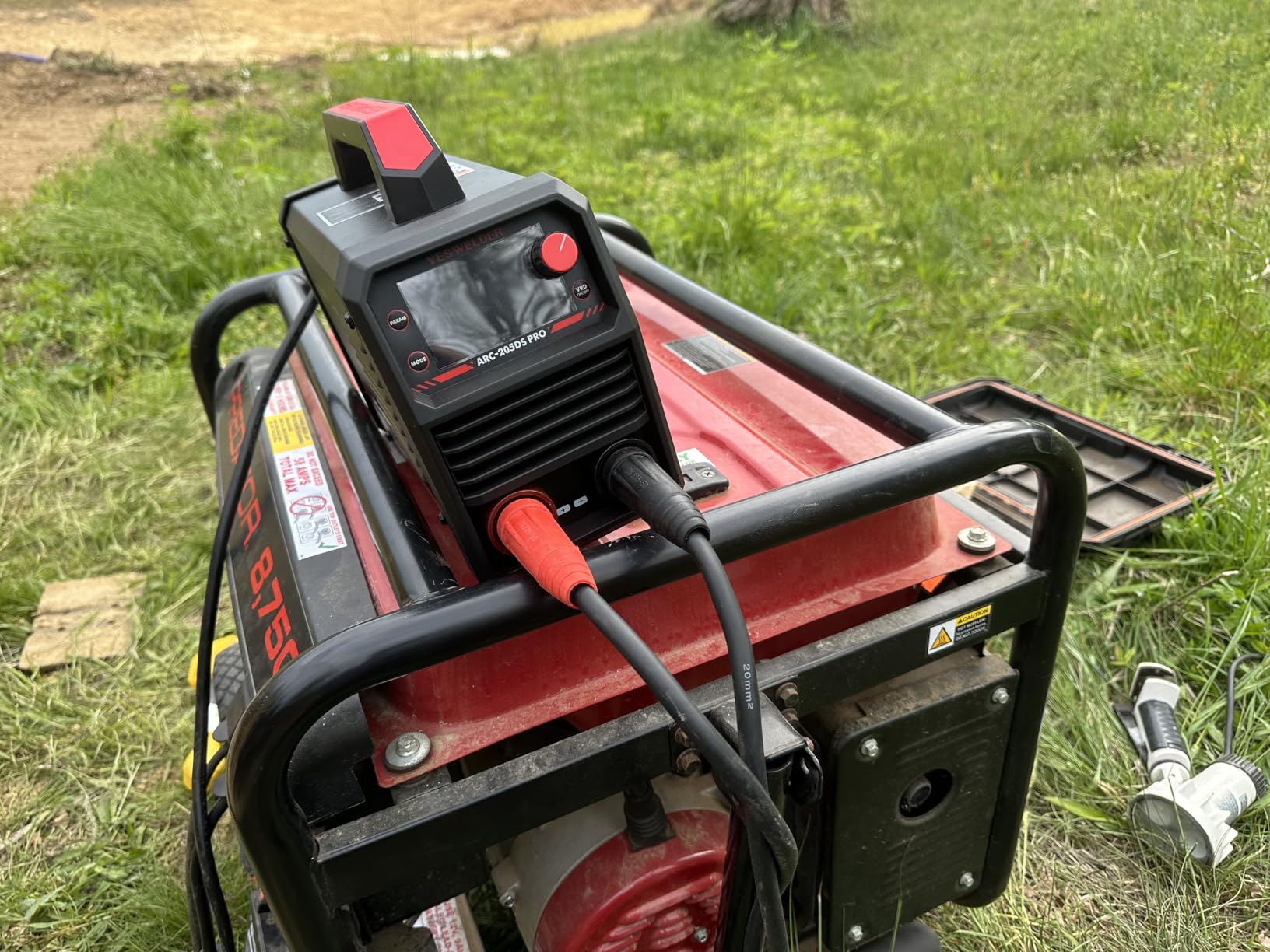YESWELDER 205Amp Stick Welder Large LED Display, Digital Inverter IGBT ARC Welding Machine, 110V/220V Dual Voltage Hot Start Portable MMA Welder Machine, Arc Force customer photo 1
