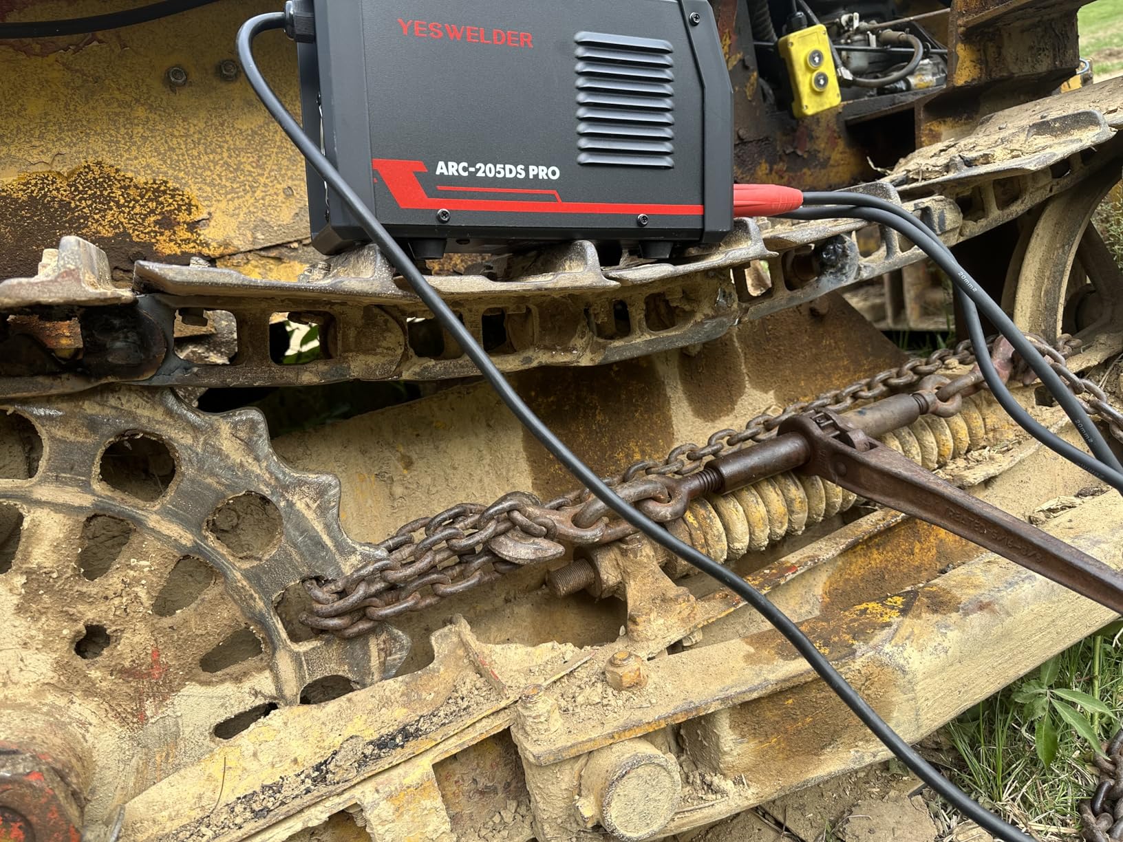 YESWELDER 205Amp Stick Welder Large LED Display, Digital Inverter IGBT ARC Welding Machine, 110V/220V Dual Voltage Hot Start Portable MMA Welder Machine, Arc Force customer photo 2