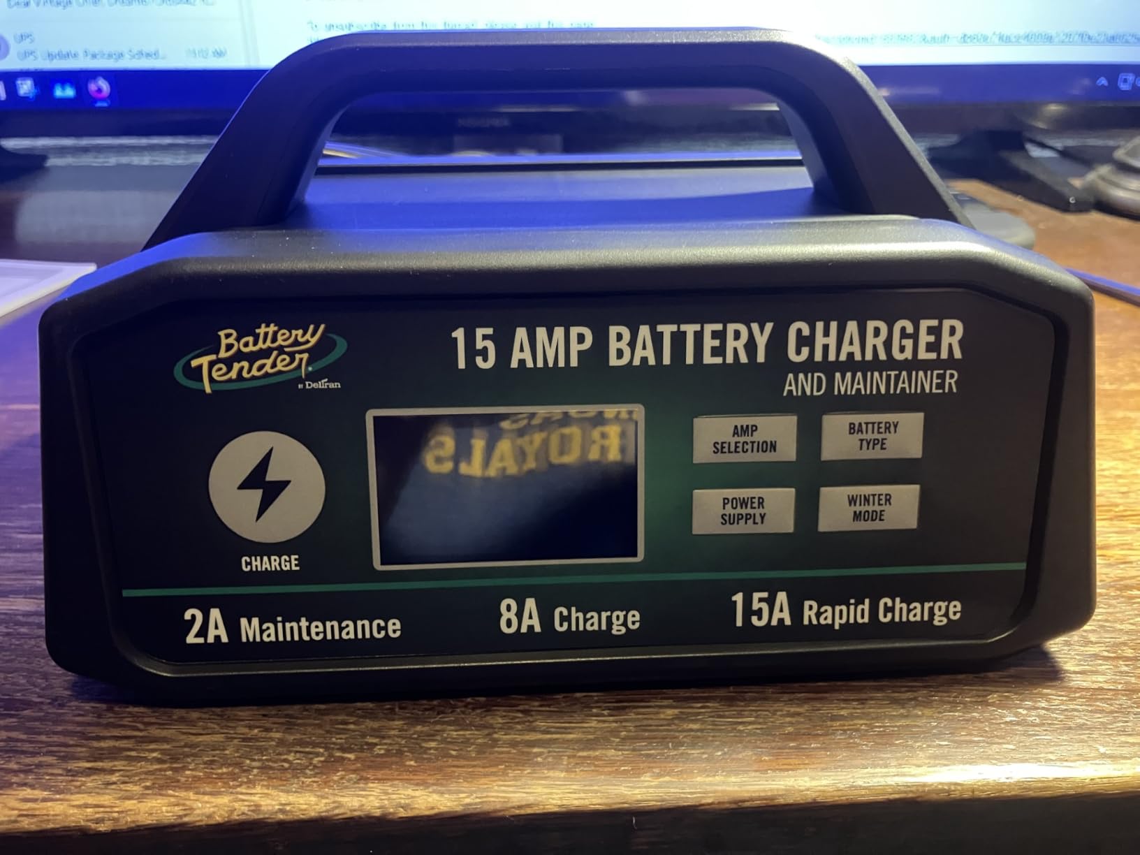 Battery Tender 15 AMP Battery Charger and Maintainer - 12V Switchable 15 AMP / 8 AMP / 2 AMP - LCD Display - 022-0234-DL-WH customer photo 1