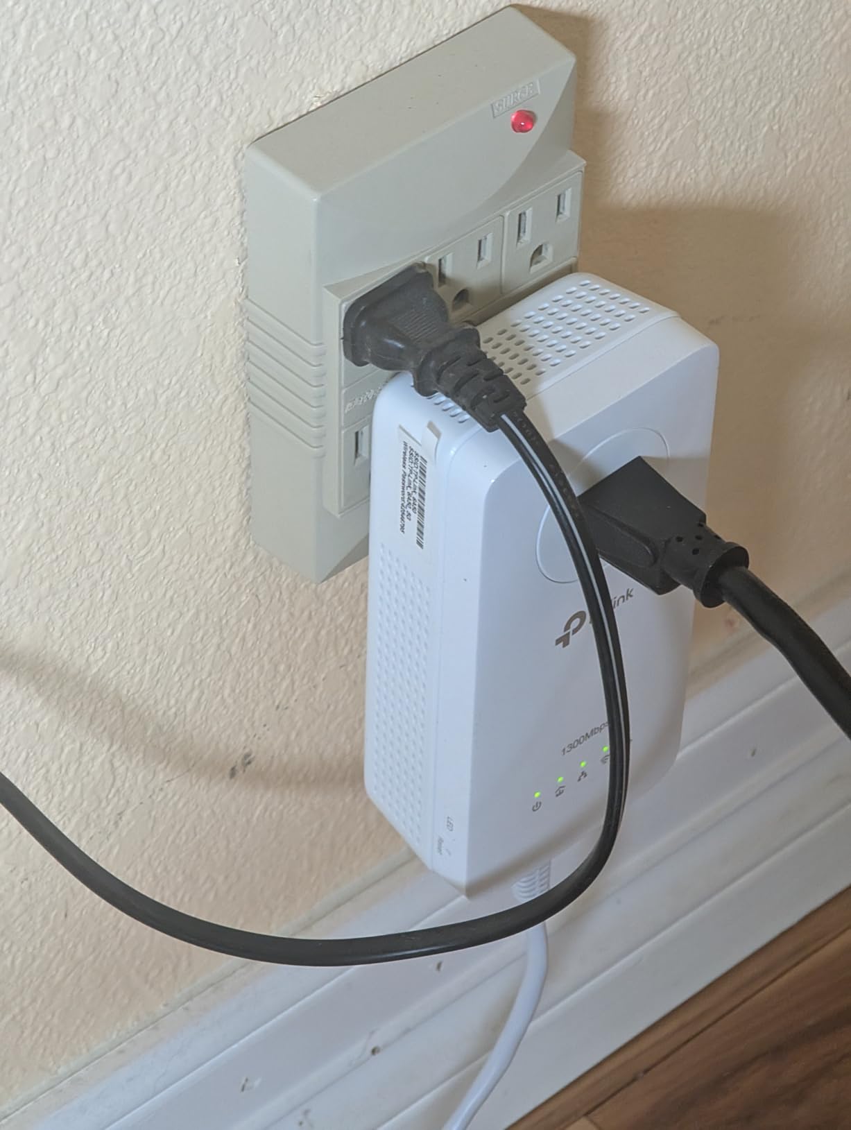 TP-Link AV1300 Powerline Ethernet Adapter WiFi Extender KIT- Passthrough | AV1300 Powerline Adapter and AC1200 Dual Band Extender, 2x2 MIMO, 3 Gigabit Ports, Plug & Play, Expert Support, TL-WPA8631P KIT customer photo 1