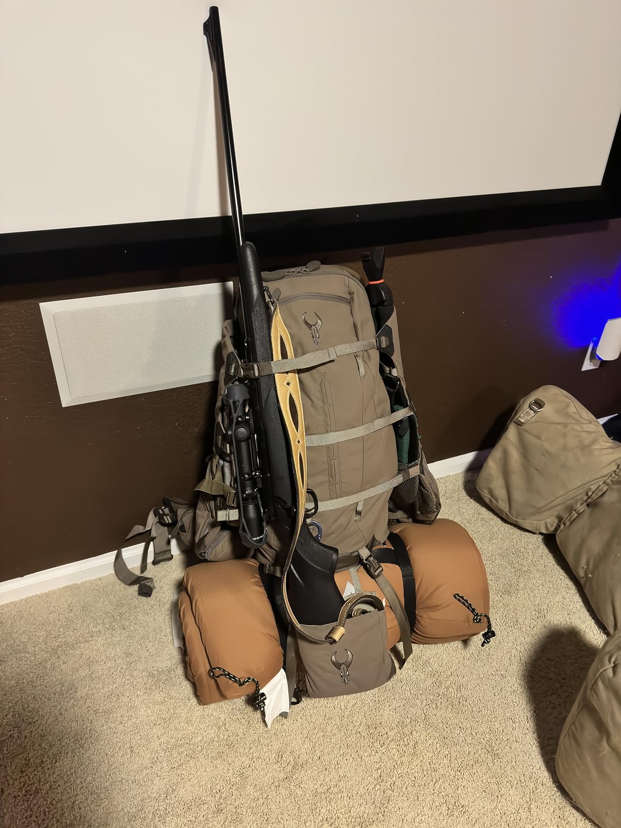 Badlands 2200 - Hunting Pack w/Built-In Meat Hauler | Featuring a quick-deploy meat shelf and supportive suspension to distribute heavy loads comfortably customer photo 1