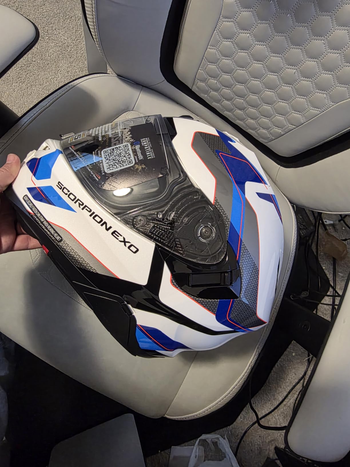 ScorpionEXO T520 Full Face Touring Motorcycle Helmet with Bluetooth Ready Speaker Pockets DOT ECE Approved Solid (Matte Black - Large) customer photo 1