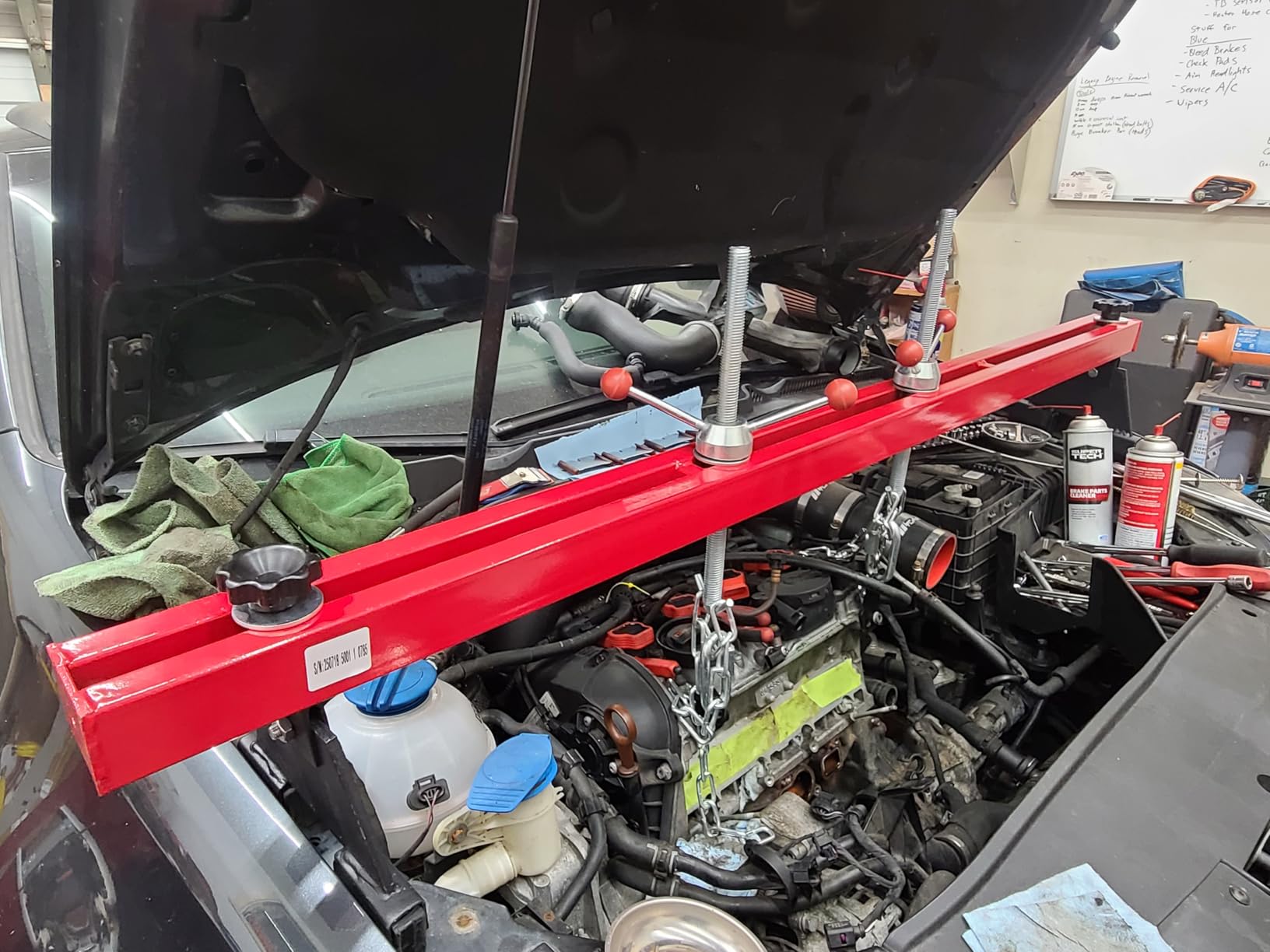 VEVOR Engine Support Bar 1100 Lbs Capacity Engine Transverse Bar Engine Hoist 2 Point Lift Holder Hoist Dual Hooks, Engine Hoist Keeps Engine Stable for Home Garages & Auto Repair Shop customer photo 1
