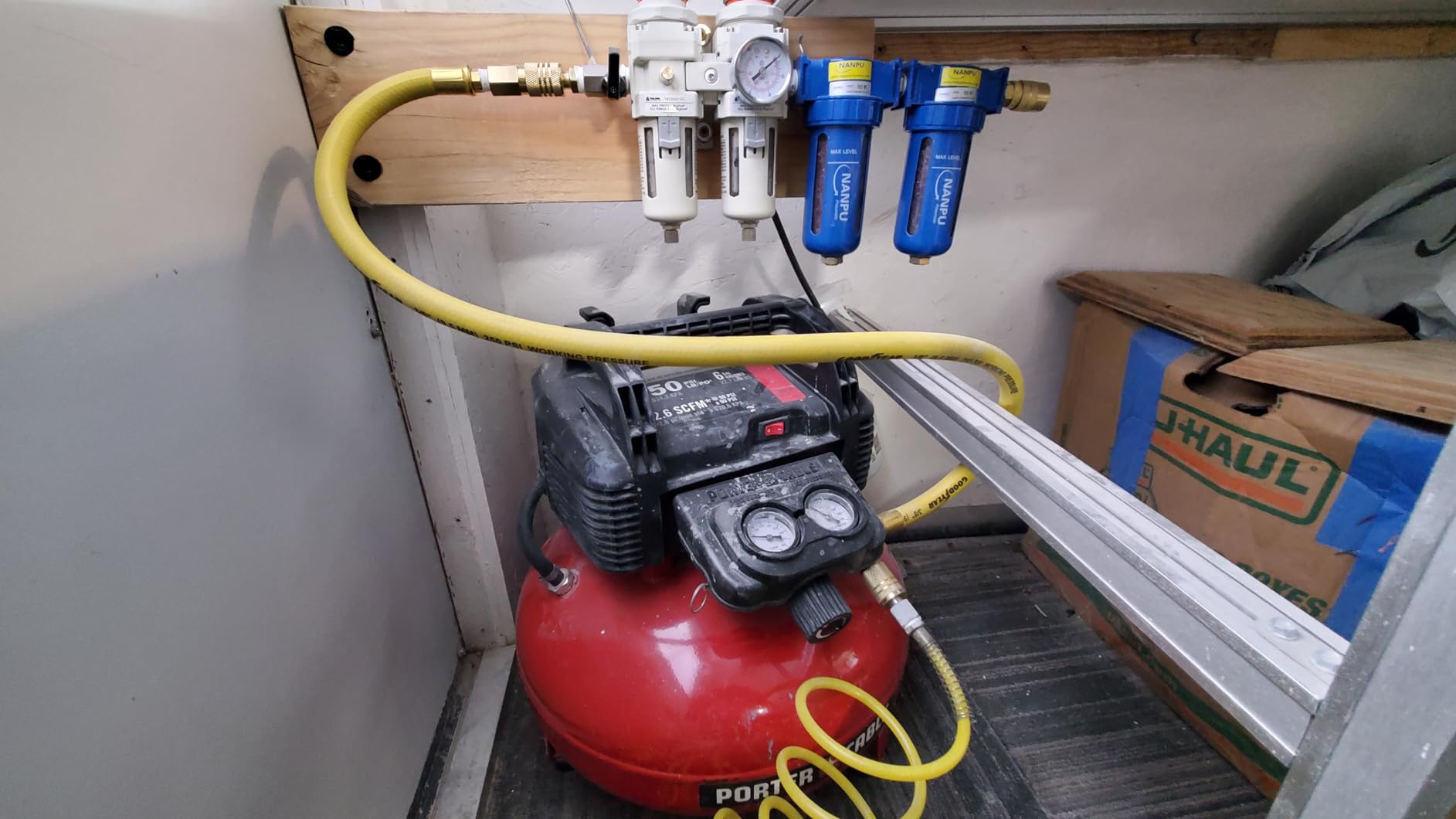 PORTER-CABLE Portable Pancake Air Compressor, 6 Gallon, 150 Max PSI | Oil-Free Maintenance-Free Pump, 2.6 CFM @ 90 PSI customer photo 2