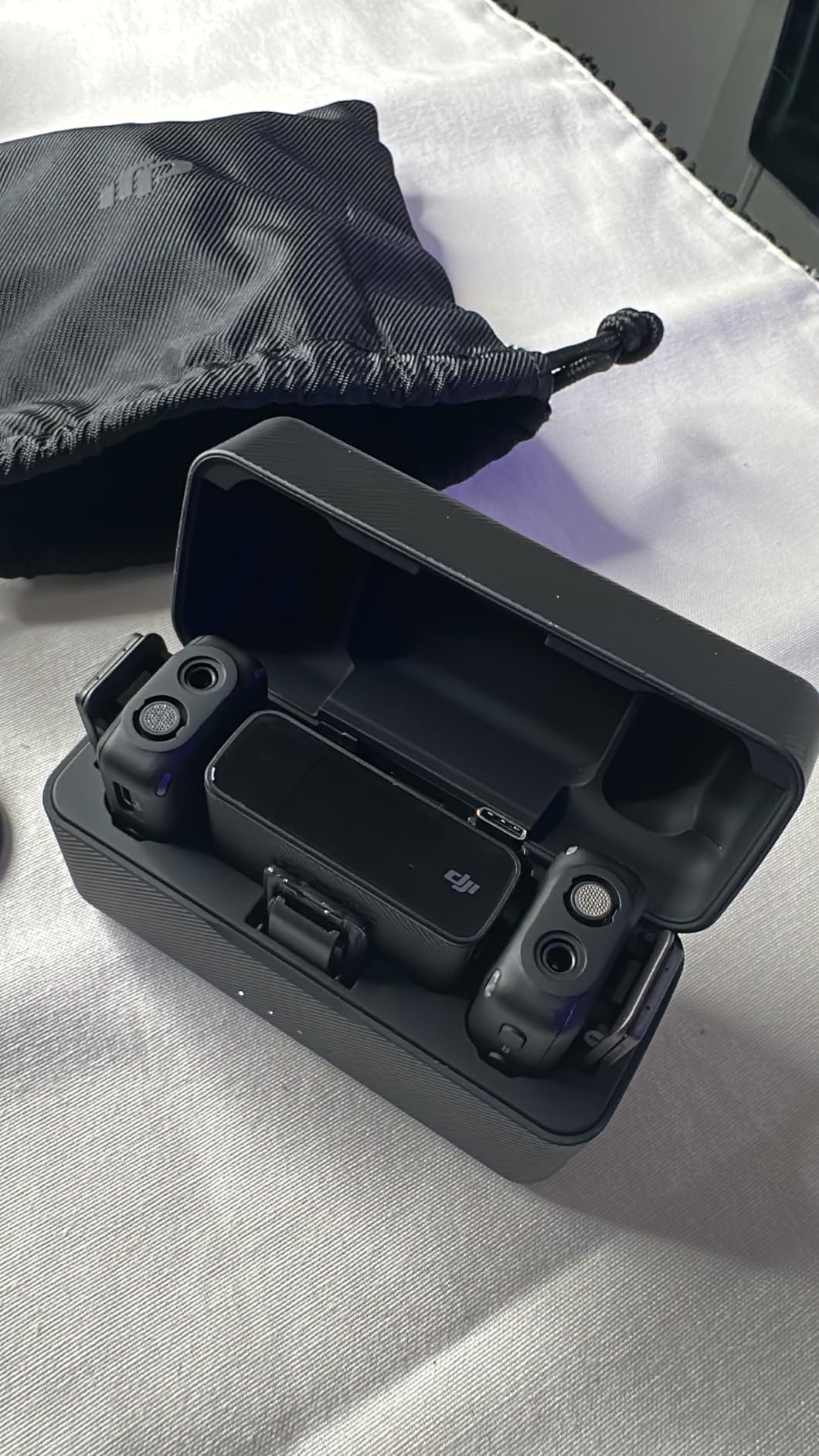 DJI Mic (2 TX + 1 RX + Charging Case), Wireless Lavalier Microphone, 250m (820 ft.) Range, 15-Hour Battery, Noise Cancellation Wireless Microphone for PC, iPhone, Record Interview, YouTube customer photo 1
