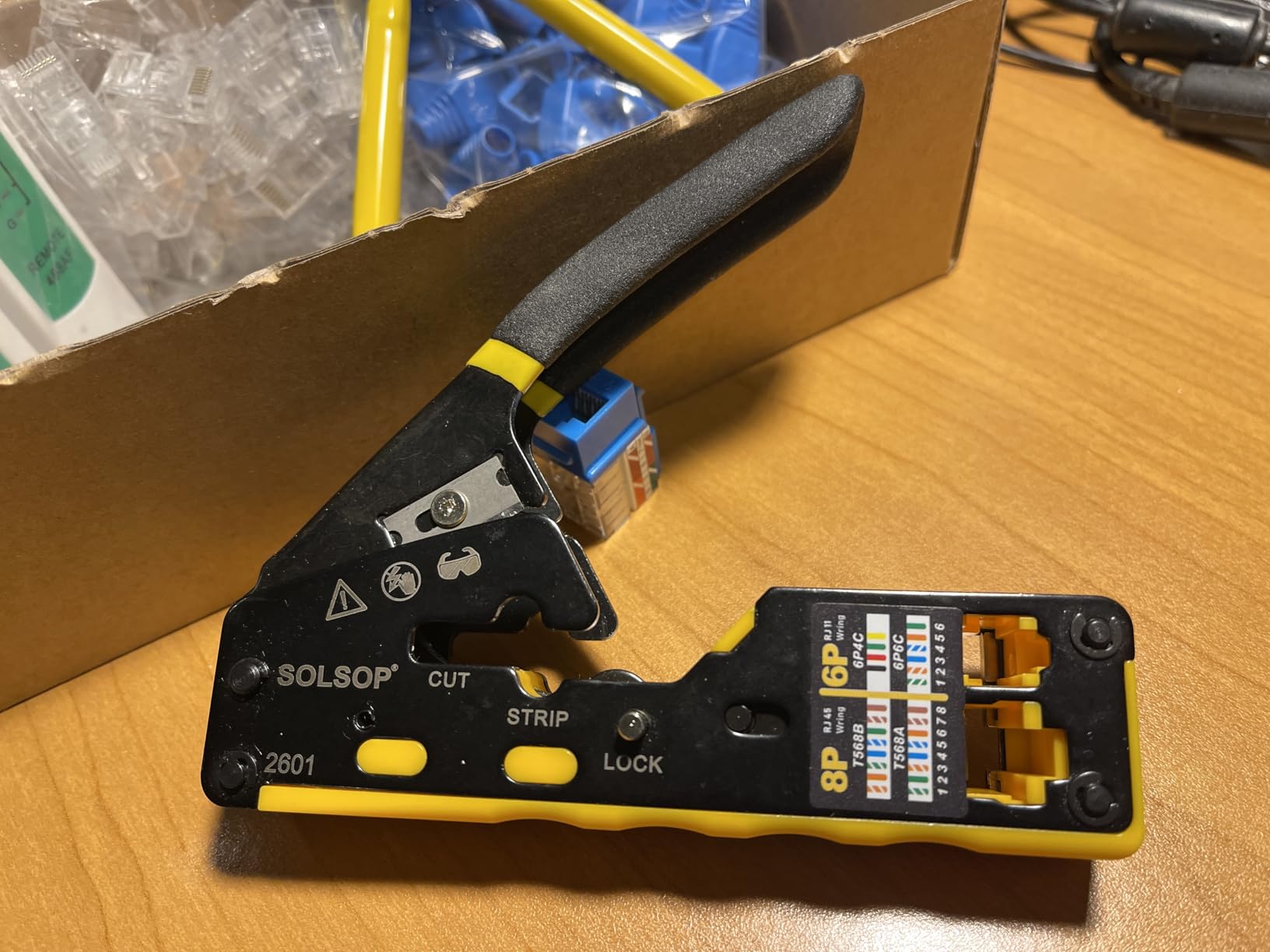 Solsop Pass Through RJ45 Crimp Tool Kit Ethernet Crimper | CAT5 Cat5e Cat6 Crimping Tool Kit customer photo 1