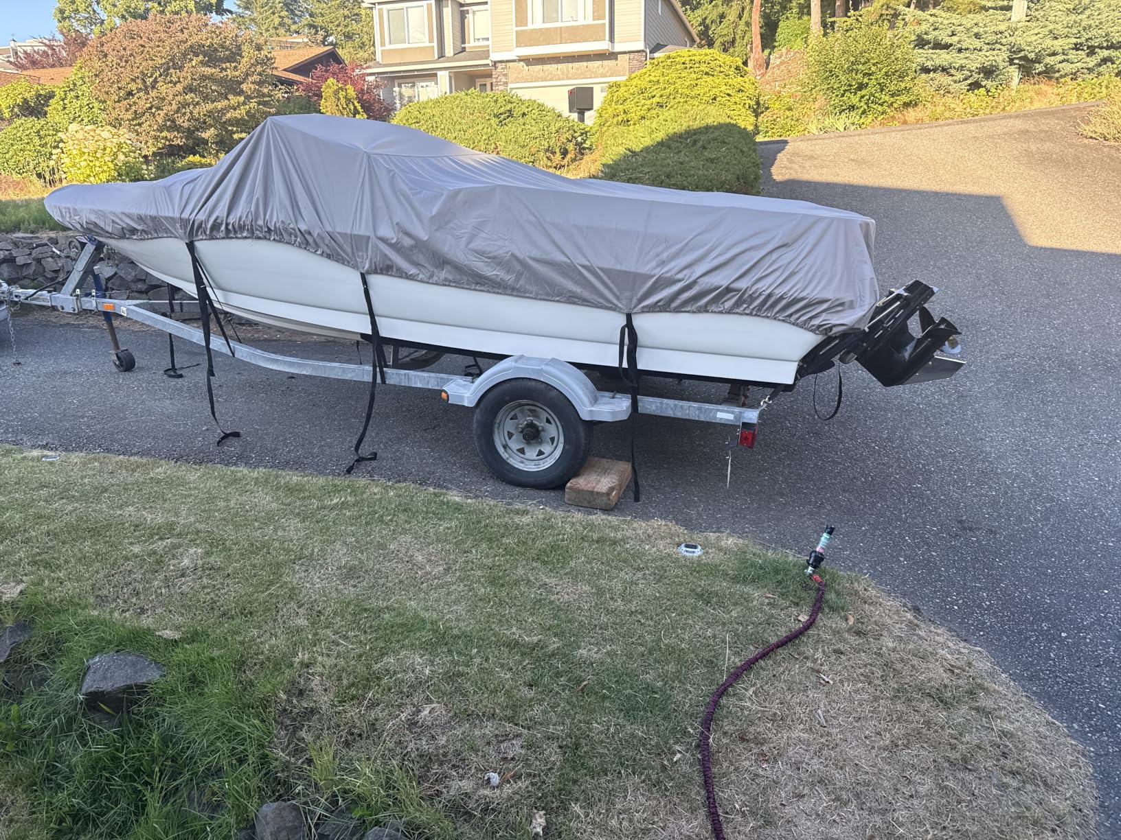Waterproof 17-19FT Boat Cover, 1200D Heavy Duty Trailerable Cover | Marine Grade Oxford Fabric, UV & Tear Resistant, Double Stitching, Elastic Hem, Fits V-Hull/Ski Boat/Bass Boat/Fishing Boat customer photo 1