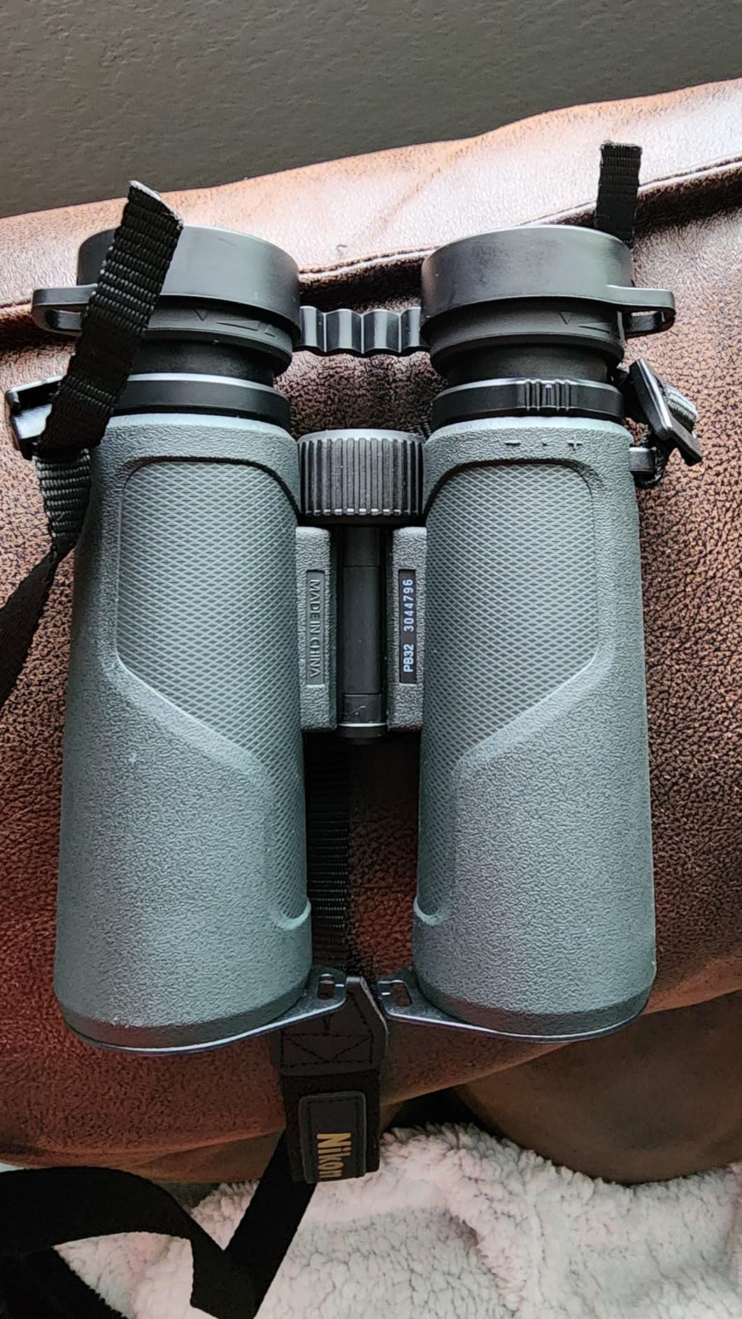 Nikon PROSTAFF P3 10x42 Binocular | Waterproof, fogproof, Rubber-Armored Full-Size Binocular, Wide Field of View & Long Eye Relief | Official Nikon USA Model customer photo 2