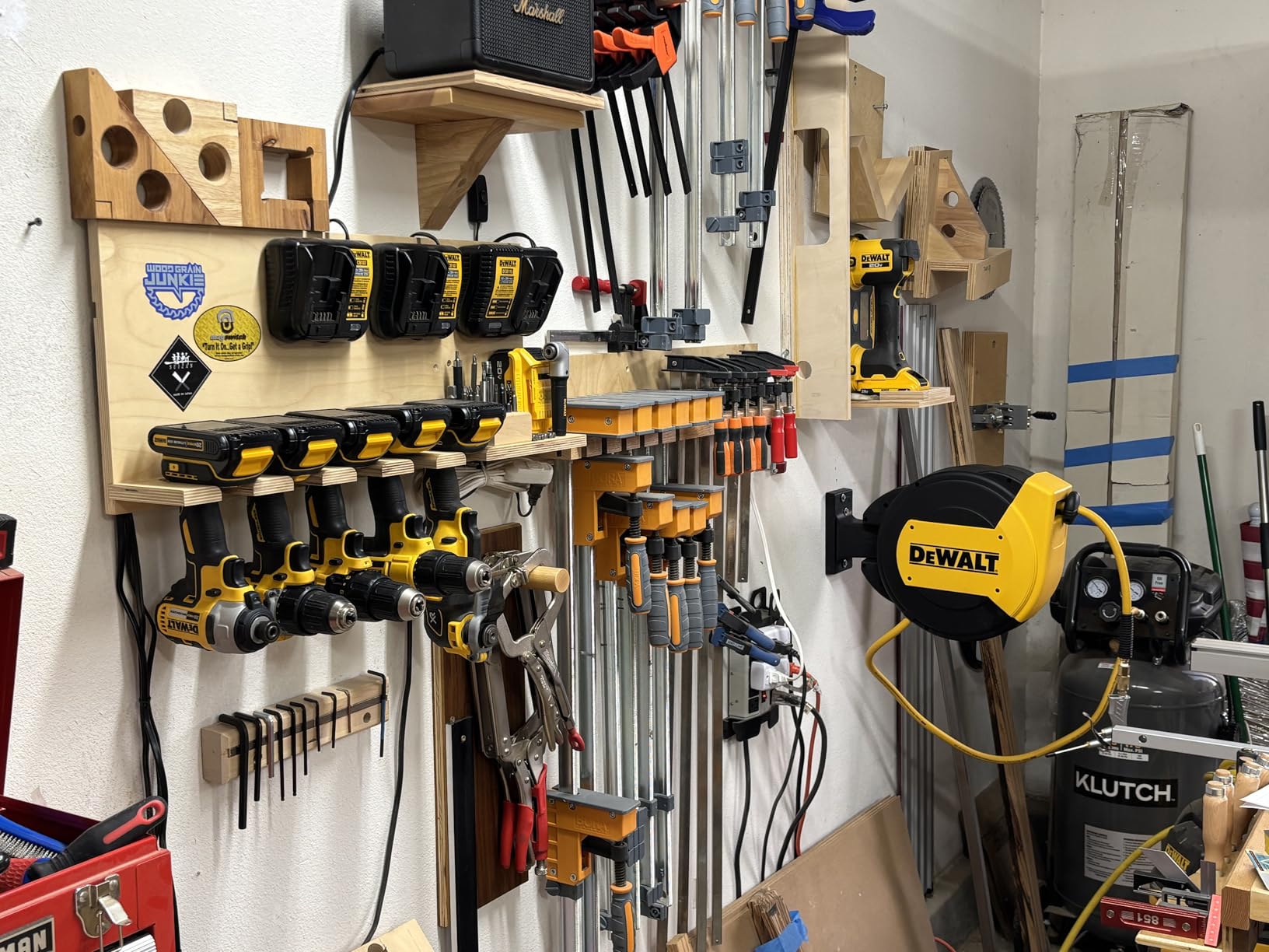DEWALT DXCM024-0434 3/8