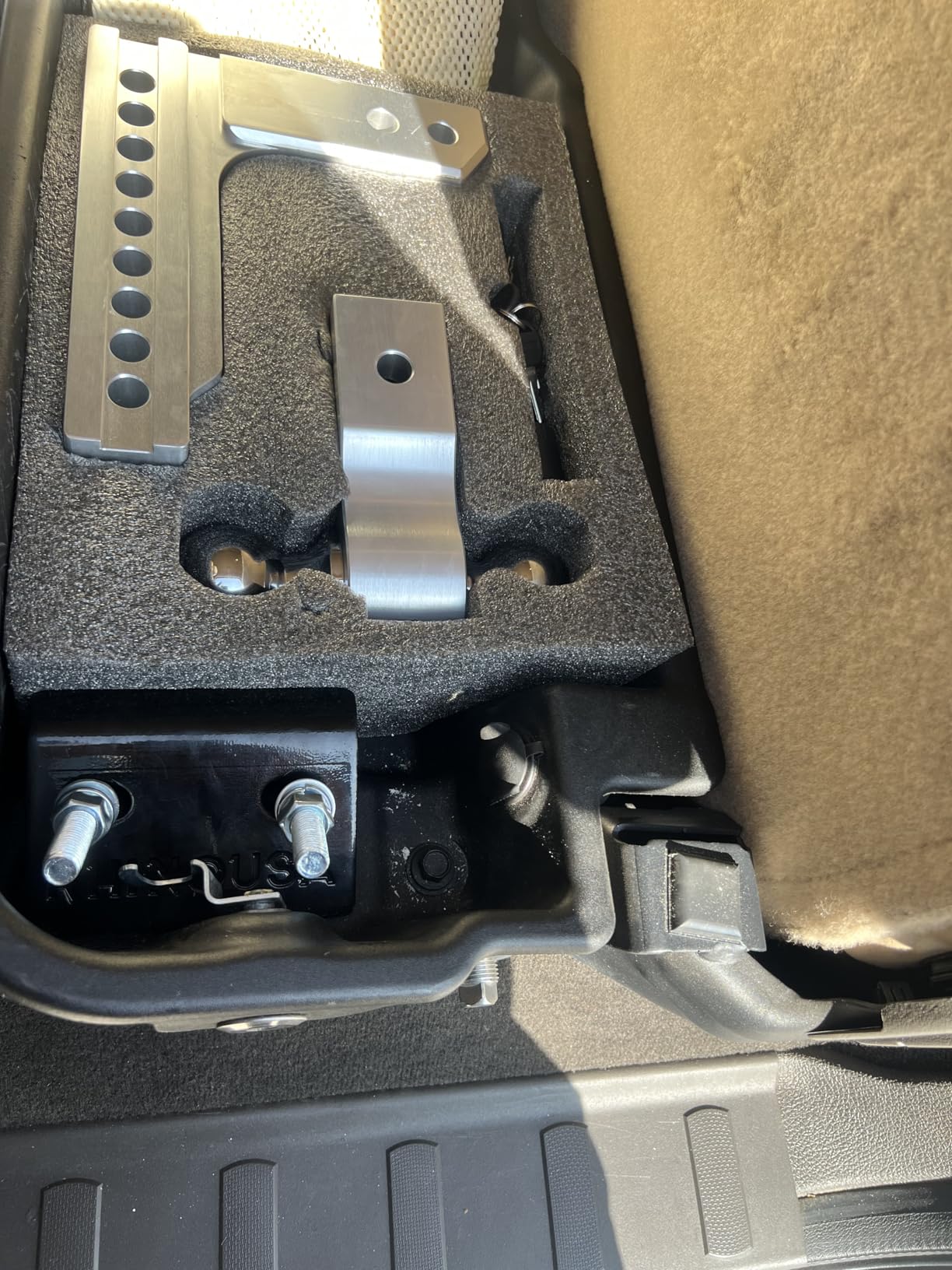 Rhino USA Adjustable Trailer Hitch (2in Receiver) - 6in Drop/Rise | 12,500lbs GTW, Heavy Duty Aluminum. Weatherproof Double Anti-Theft Locking Hitch Pins Included for Towing. Black customer photo 2