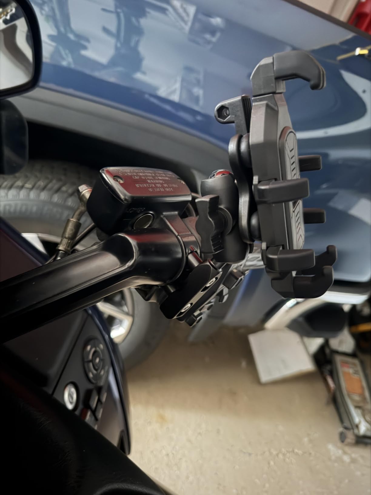BRCOVAN Motorcycle Phone Mount Holder with Vibration Dampener | Anti-Shake Handlebar Cellphone Cradle for Bike Bicycle Scooter ATV, Adjustable Fit 5.4 - 6.9'' Smartphone customer photo 2