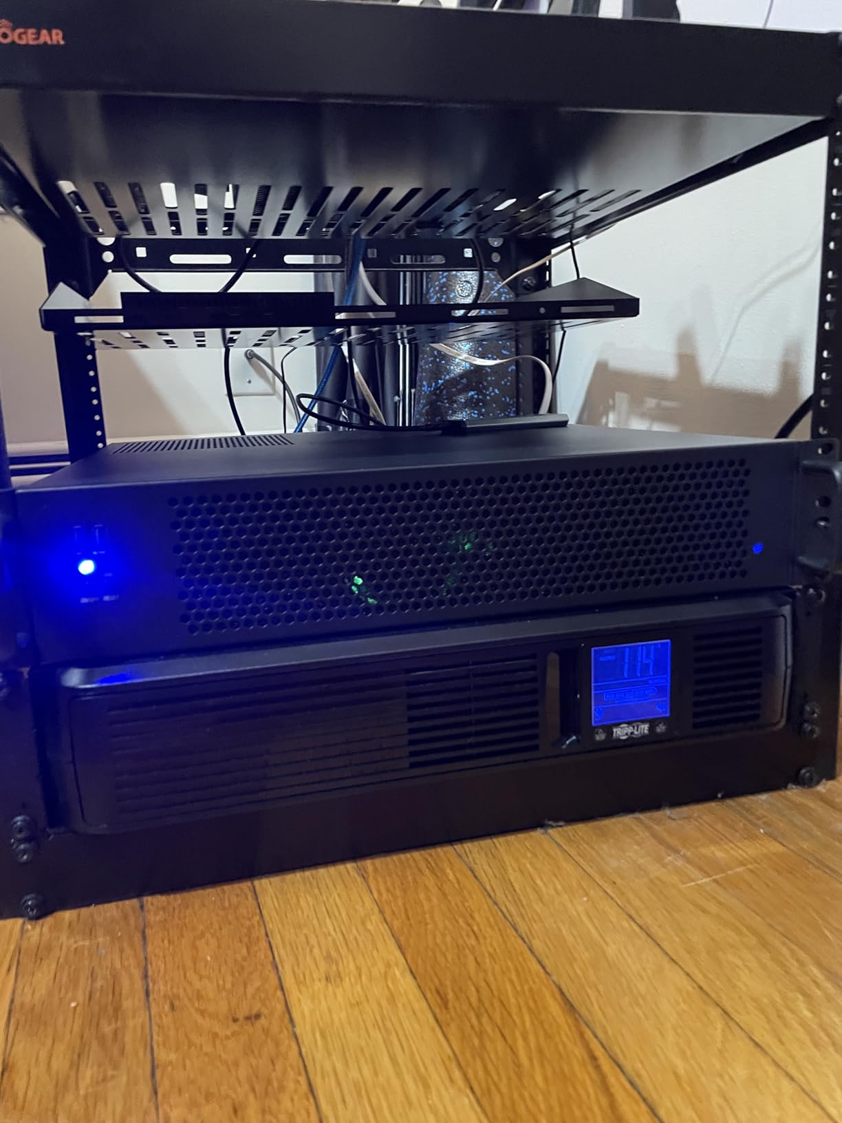 RackChoice Server case MicroATX/Mini-ITX 2U Rackmount Server Chassis max 7x3.5 Bay / USB3.0 with 2.0 Adapter Support ATX PSU Either top or Side Cooling Depth 15.7