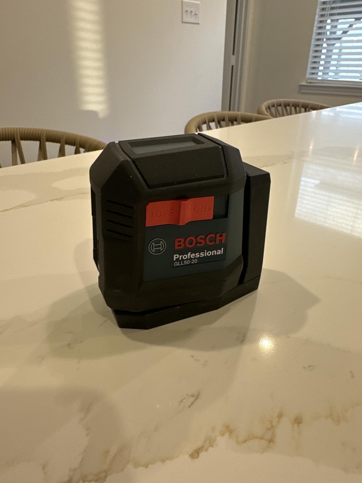 BOSCH GLL50-20 50 Ft Self-Leveling Cross-Line Laser, Includes Integrated Magnetic Mount & 2 AA Batteries customer photo 1