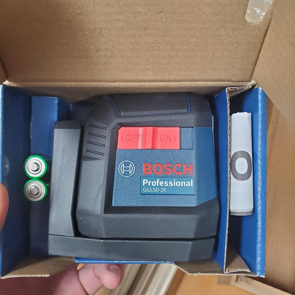 BOSCH GLL50-20 50 Ft Self-Leveling Cross-Line Laser, Includes Integrated Magnetic Mount & 2 AA Batteries customer photo 2