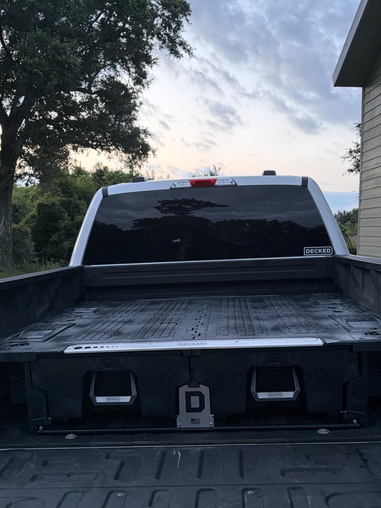 DECKED Truck Bed Storage System Includes System Accessories, Compatible with Ford F150 (2015-current) 5'6