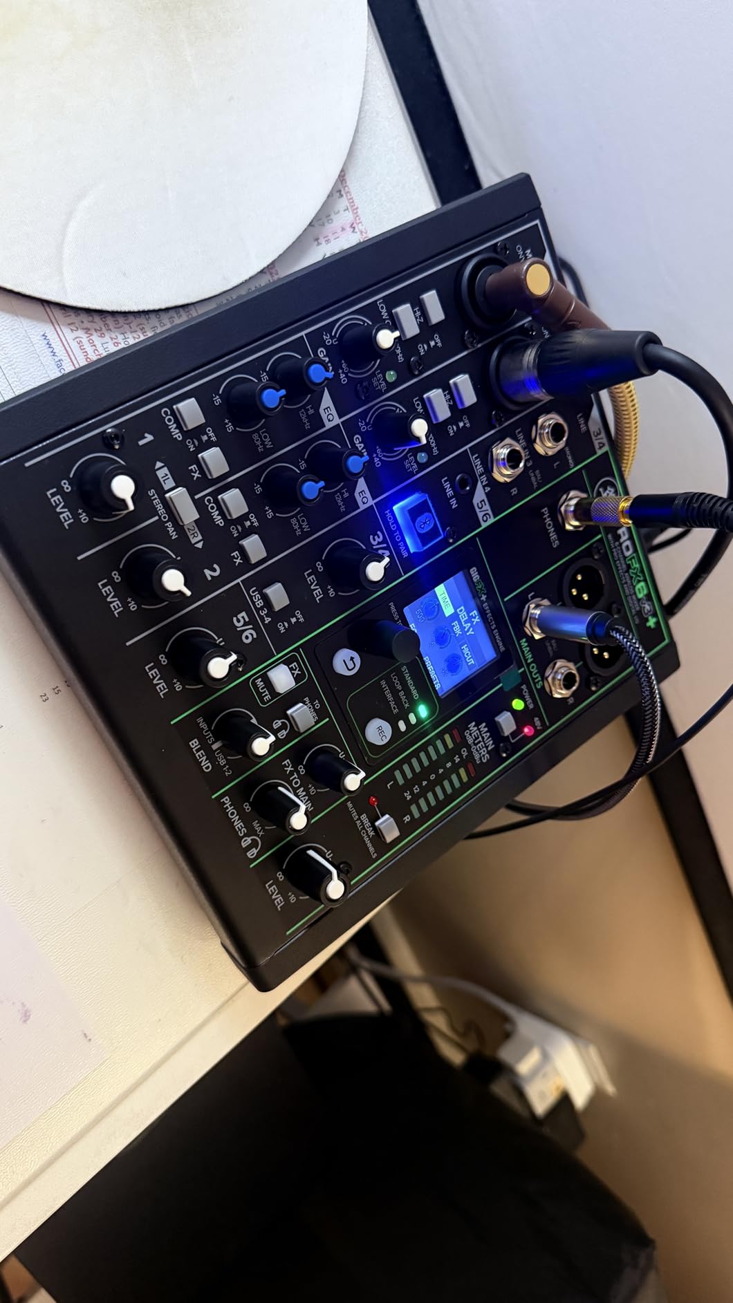 Mackie ProFX6v3+ 6-Channel Professional Analog Mixer with USB, Onyx Mic Preamps, GigFX Effects Engine, and Bluetooth customer photo 1