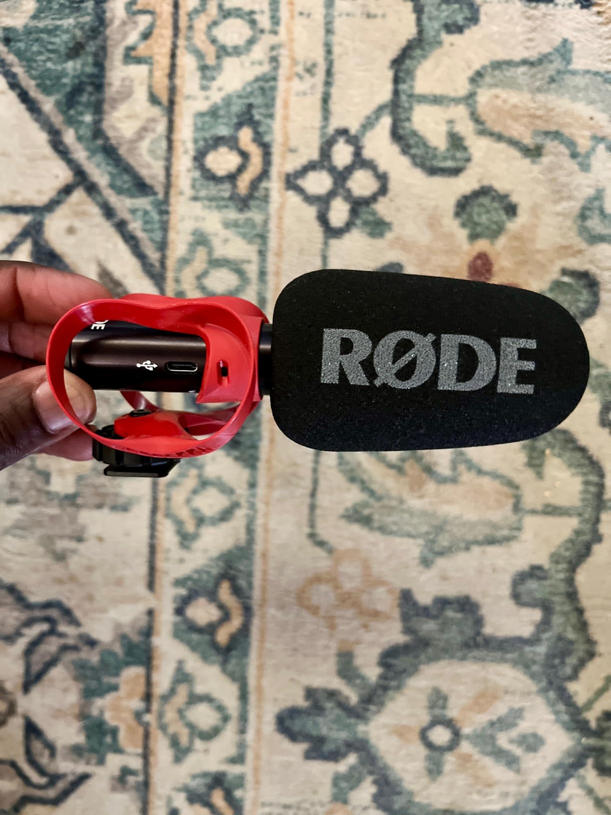 RØDE VideoMic GO II Helix | Ultra-Compact On-Camera Shotgun Microphone with Both 3.5mm and USB Outputs for Filmmaking, Content Creation, Podcasting and Video Calls (3rd Gen) customer photo 2
