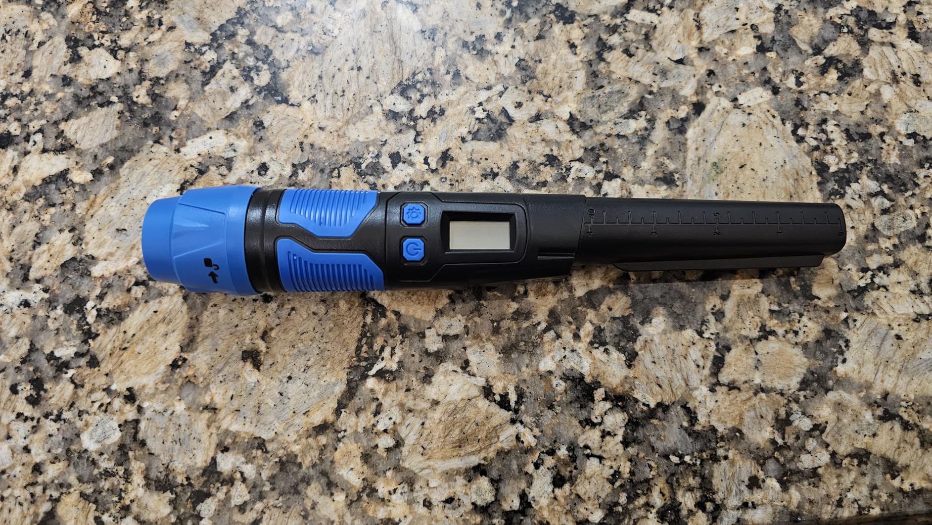 CKG Metal Detector Pinpointer 360 Degree Detection, Professional Metal Detector Wand for Adults with LCD Screen & 3 Alert Modes, Fully Waterproof IP68, Blue customer photo 2